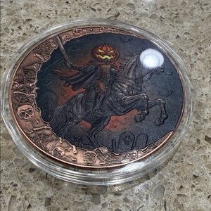 5 -.999 Troy Oz Pure Copper Jack-O'-Lantern Headless Horseman - Copper & Black